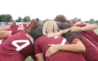 Acá hay fútbol femenino y profesional