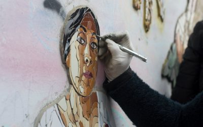 Las paredes son la imprenta de los pueblos