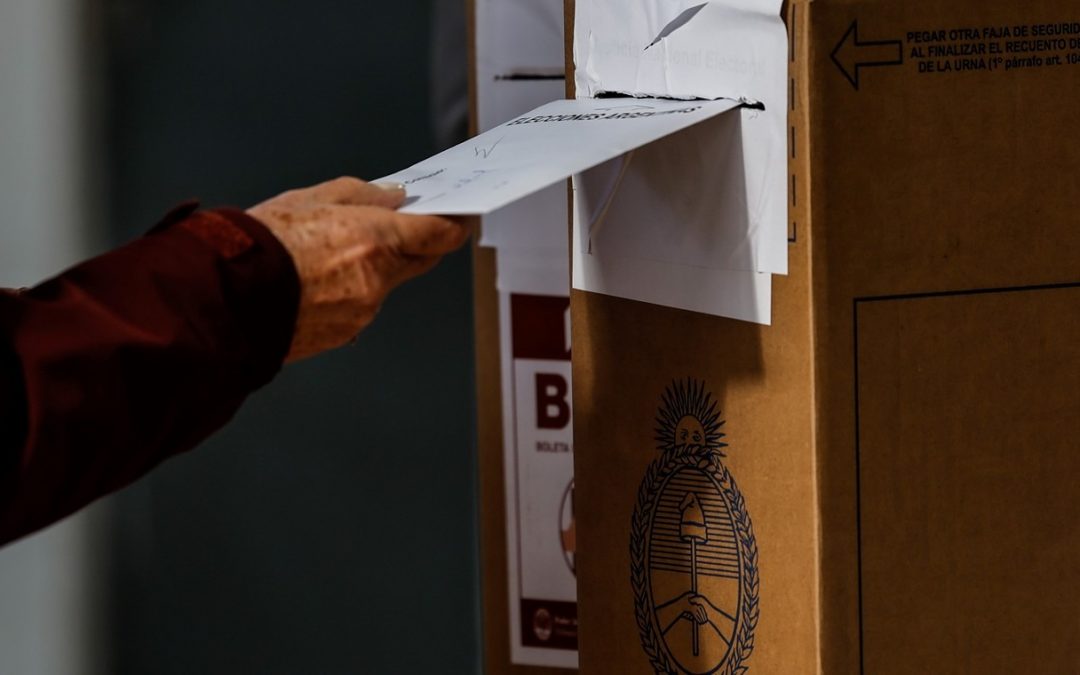 Voto callado y ruido público