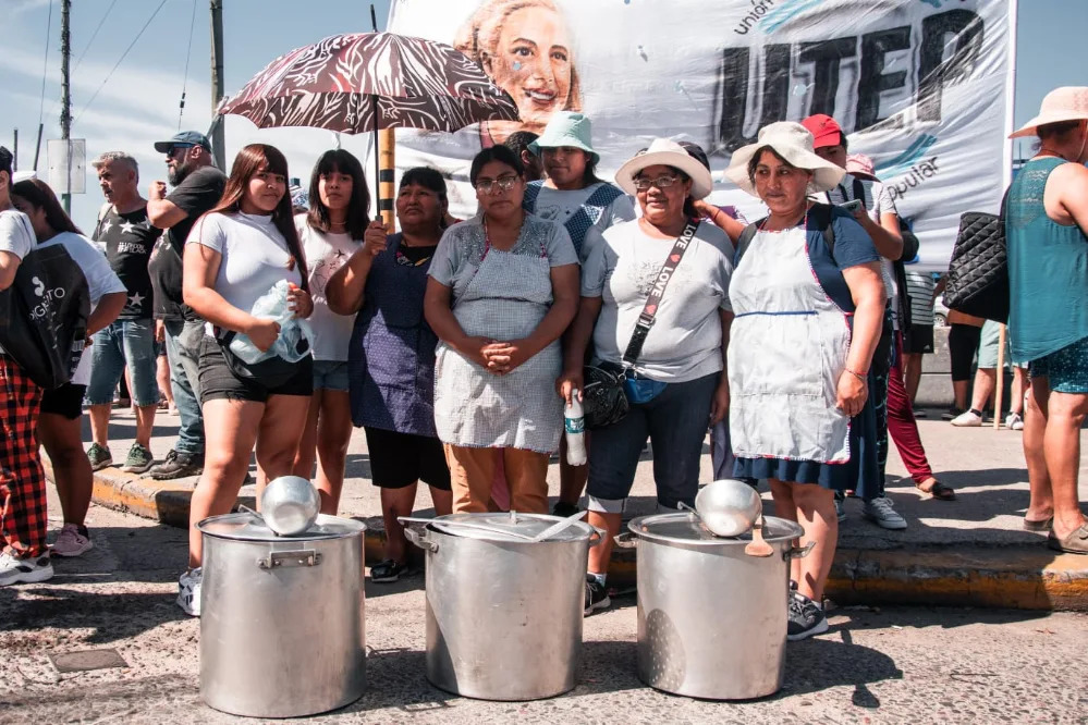 Mujeres al frente de un país con hambre