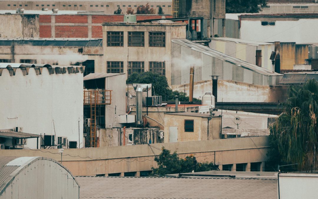 Industricidio: la industria nacional al borde del abismo
